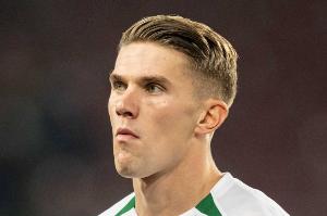 很急葡媒：约克雷斯仍在瑞典&amp;将罢训，他对转会进展感到愤怒