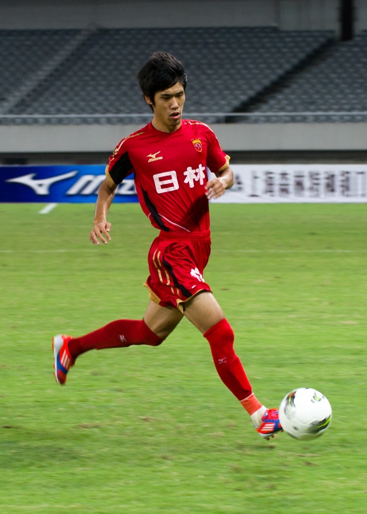 彩票开奖结果-一人一城！吕文君跟随海港从中乙→中甲→中超夺冠，退役执教梯队