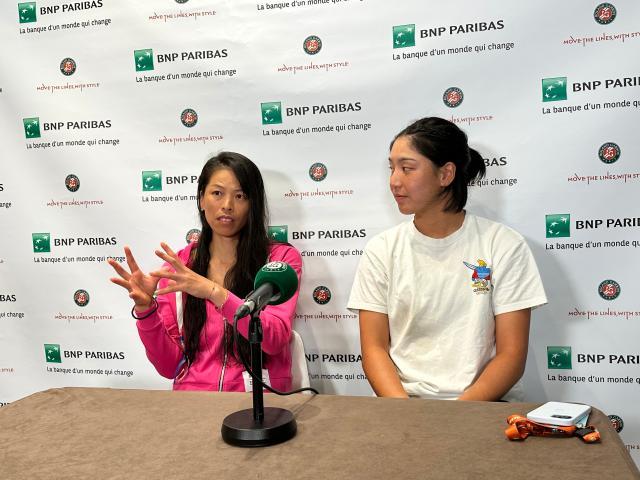 体育彩票开奖结果-张奔斗：王欣瑜负责抡，谢淑薇负责抢，女双8强啦！